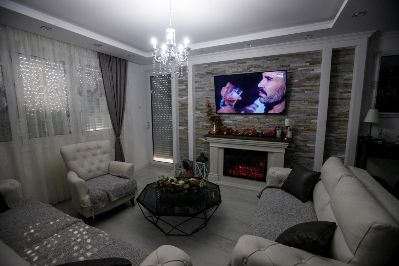 Apartman Mdb Retro ซูโบติกา ภายนอก รูปภาพ