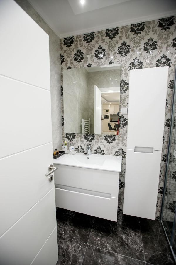 Apartman Mdb Retro ซูโบติกา ภายนอก รูปภาพ