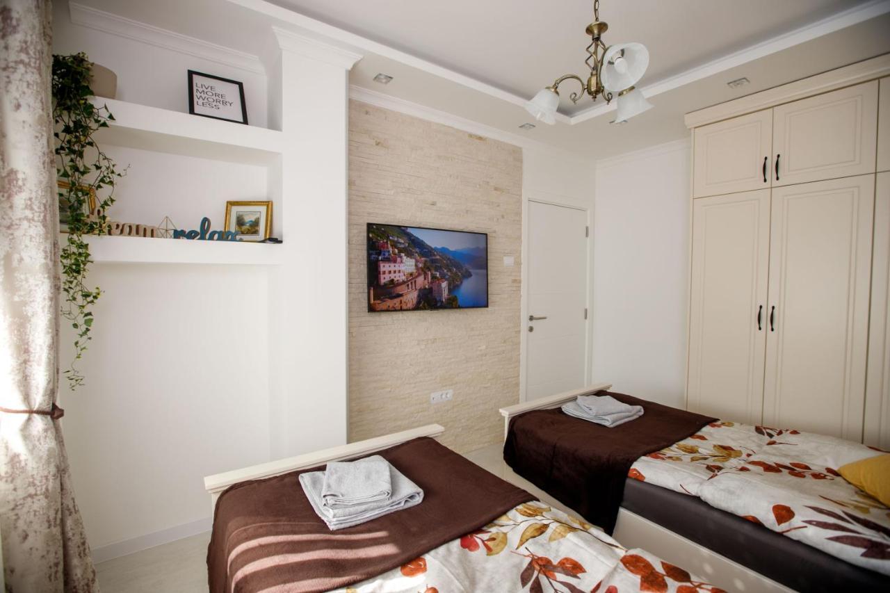 Apartman Mdb Retro ซูโบติกา ภายนอก รูปภาพ