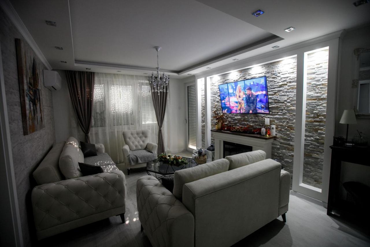Apartman Mdb Retro ซูโบติกา ภายนอก รูปภาพ